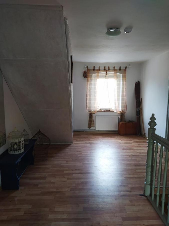 Polny Zakatek - Pokoje Goscinne Rybnica Ngoại thất bức ảnh